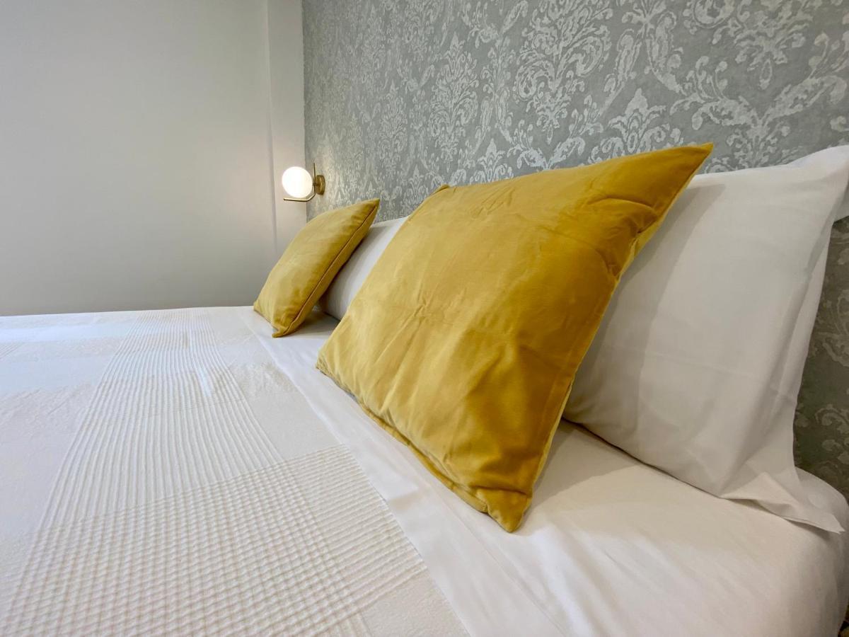Residenza D'Epoca Dei Fondachi Hotel Sarzana Luaran gambar