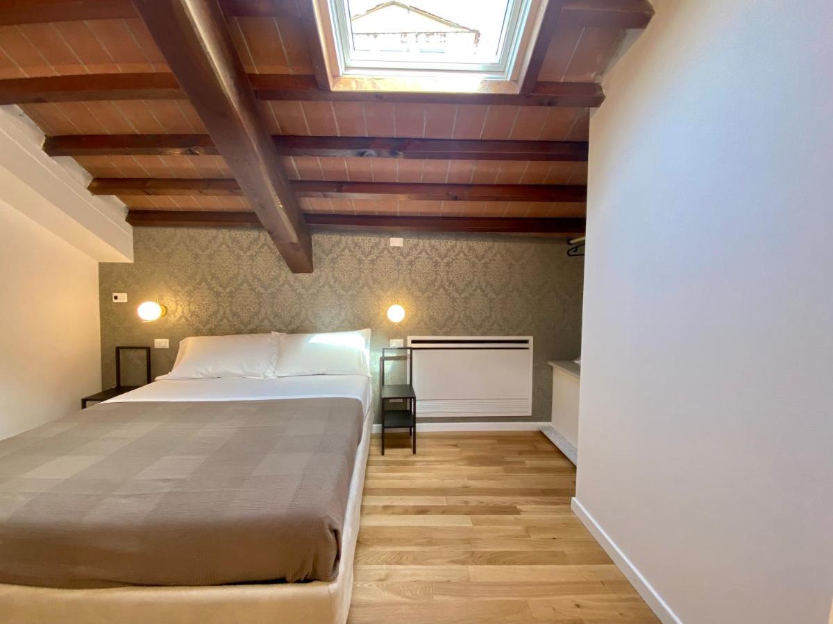 Residenza D'Epoca Dei Fondachi Hotel Sarzana Luaran gambar