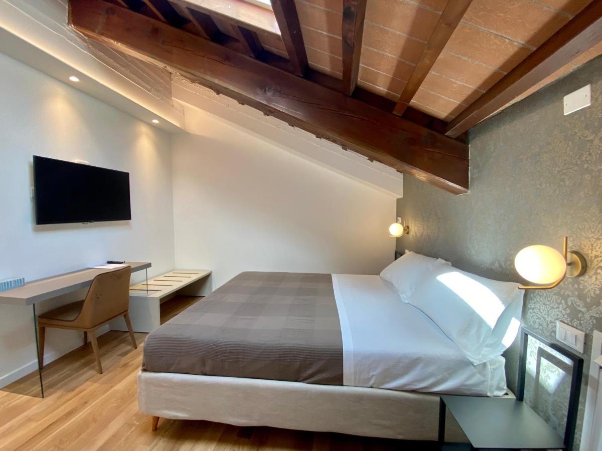 Residenza D'Epoca Dei Fondachi Hotel Sarzana Luaran gambar